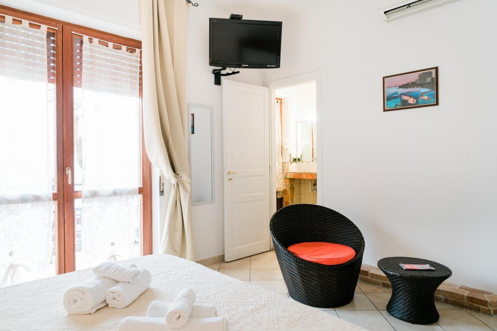 La Marmora Hotel Алгеро Екстериор снимка