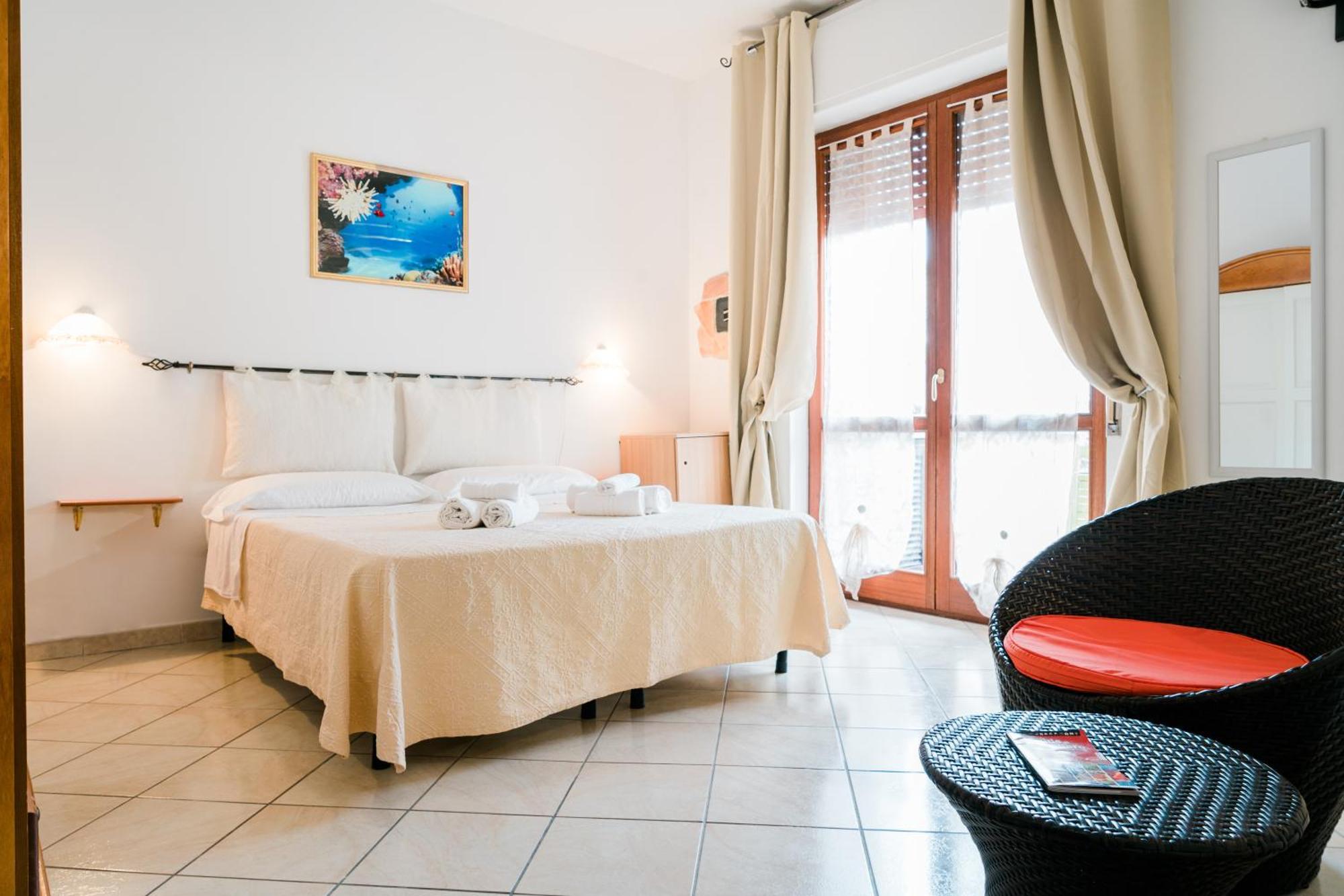 La Marmora Hotel Алгеро Екстериор снимка